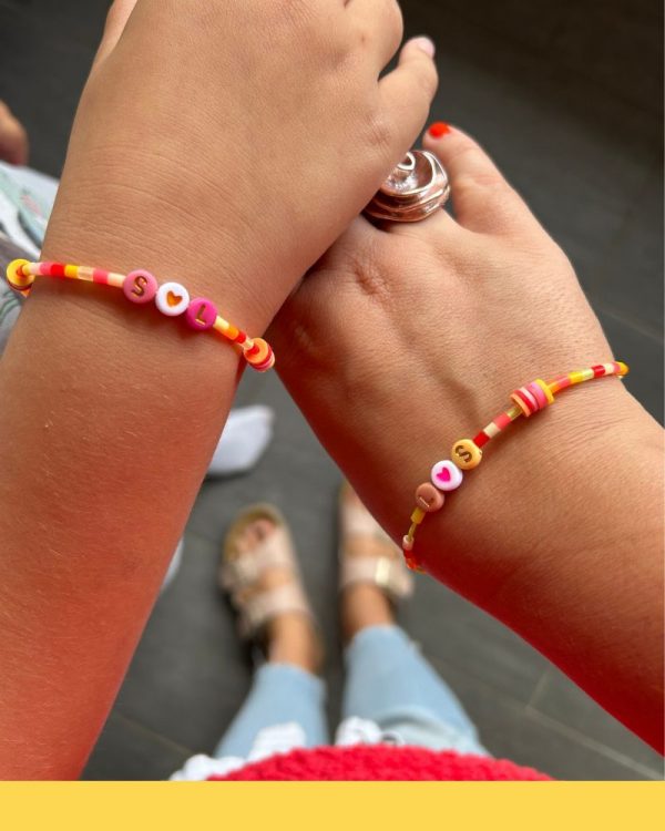 Armband INITIALEN rosa – Bild 2